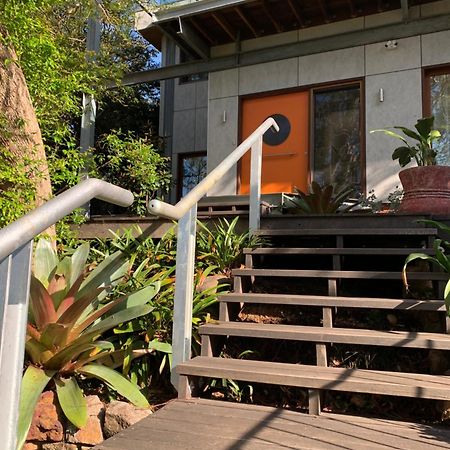 Tranquil Garden Apartment With Living Room Wollongong Exterior foto